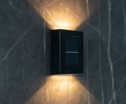 4 appliques solaire d'extérieur bidirectionnelles Carasau noir IP44 1lm
