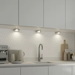 3 spots Chardin LED intégrée blanc neutre IP20 450lm 9W L.12xl.11,8xH.3,9cm chrome GoodHome