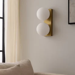 ALPINALUZ Applique Murale Double Sphère en Verre Opale et Base Rectangulaire en Laiton, E27