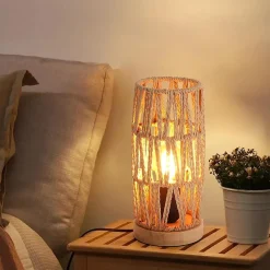 ALPINALUZ Lampe de Table Décorative en Rotin Naturel Design Bohème Vintage avec Base en Bois, Douille E27