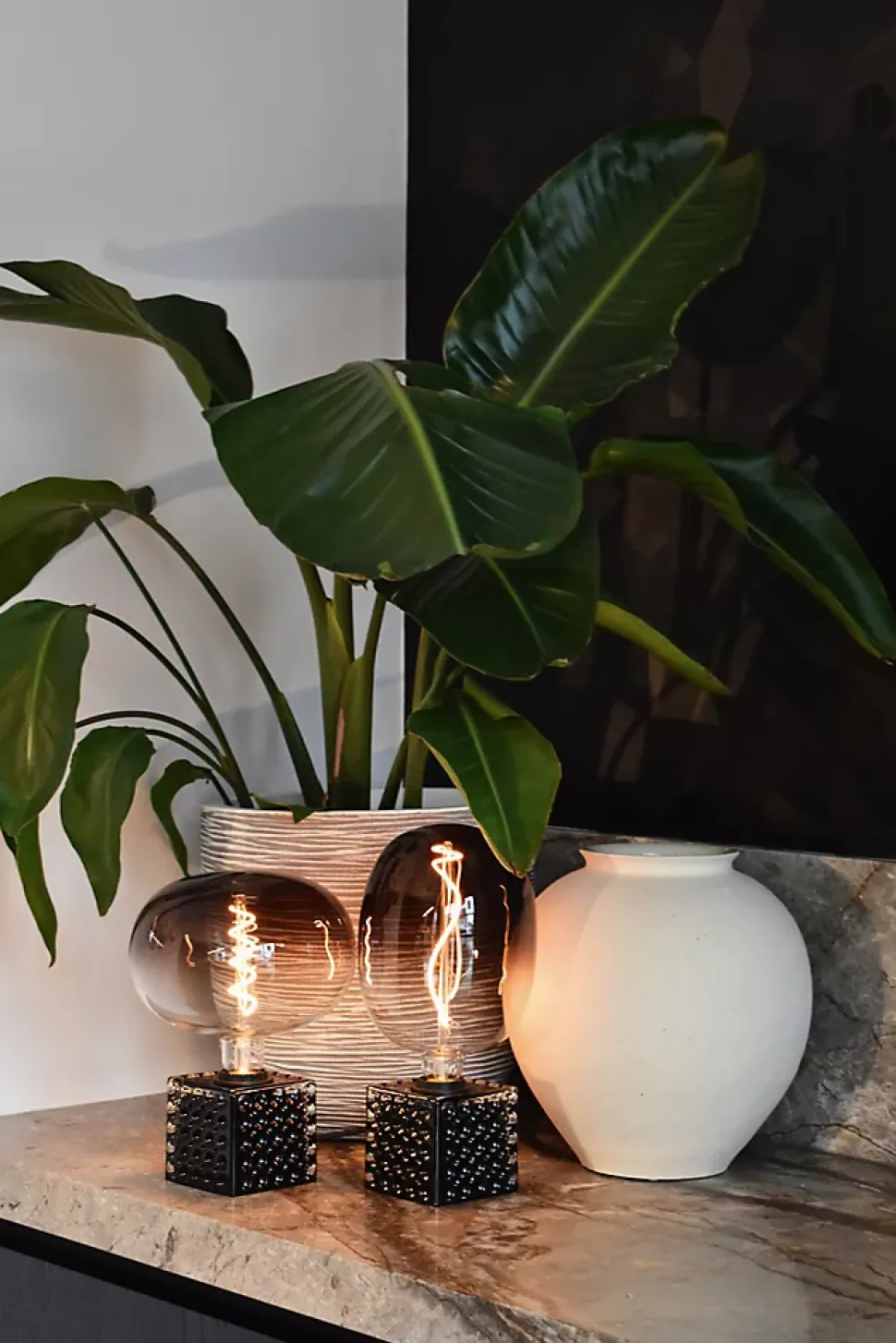 Ampoule LED Colors Avesta Gris Dégradé E27 130lm 5W Ø17cm Calex