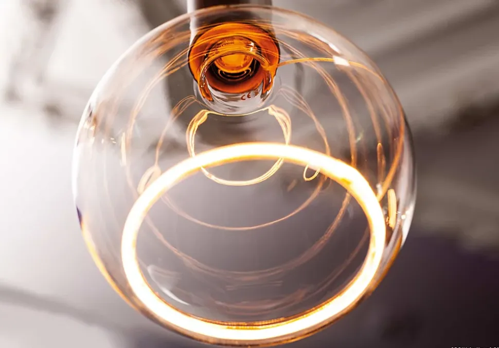 Ampoule LED décorative E27 350lm blanc chaud 5W Segula