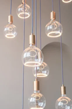 Ampoule LED décorative E27 300lm blanc chaud 4,5W Segula