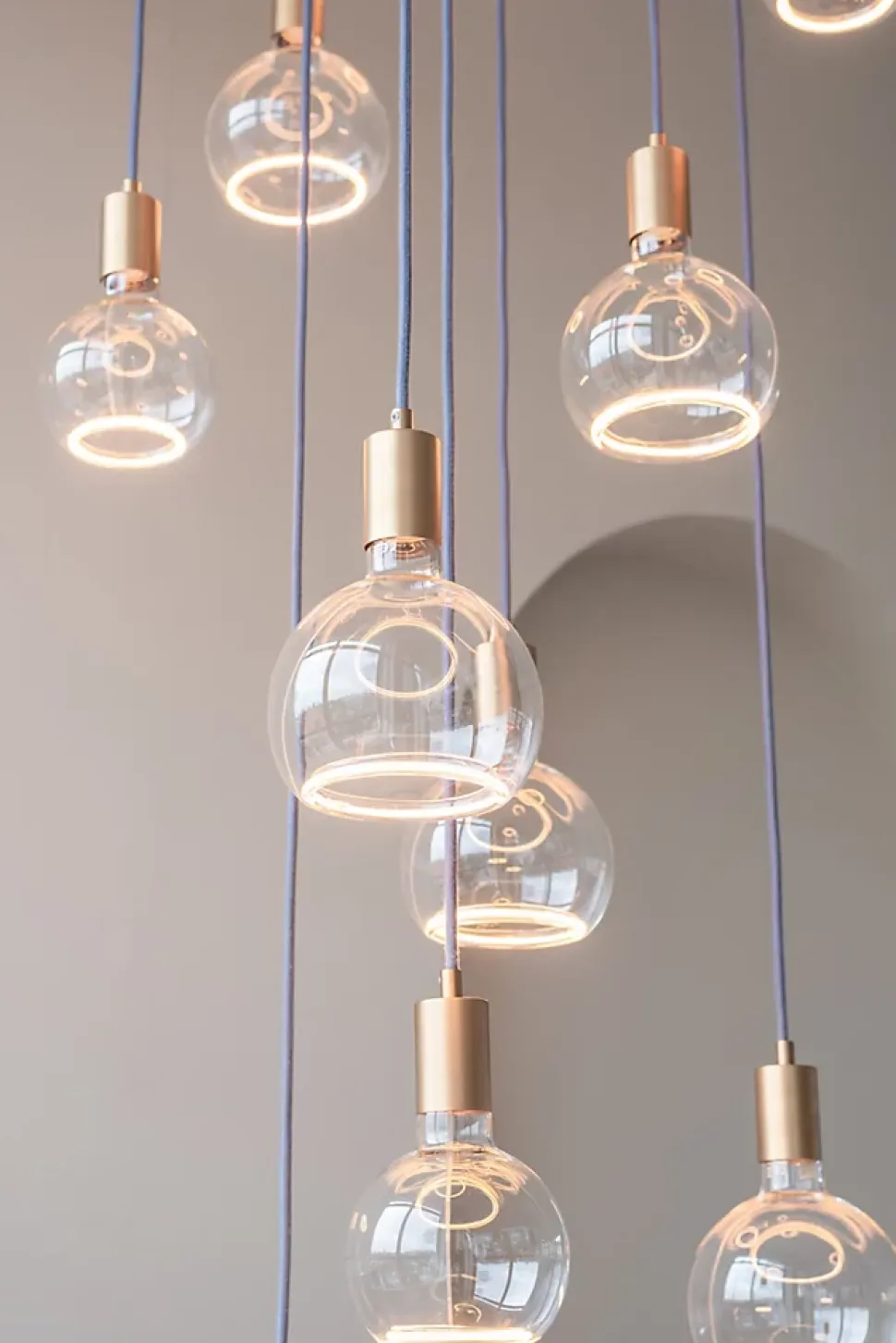 Ampoule LED décorative E27 300lm blanc chaud 4,5W Segula