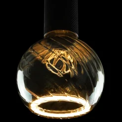 Ampoule LED décorative E27 250lm blanc chaud 6W Segula