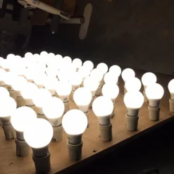 Ampoule LED E27 15W 220V A65 (Pack de 100) - Blanc Chaud 2300K - 3500K - SILAMP