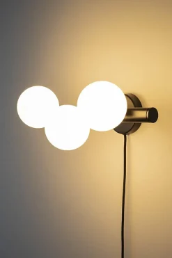 Applique design noir mat 3 boules de verre - Boite à design