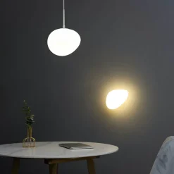 Applique en verre blanc opalin - Veglia