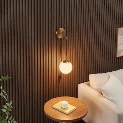 Applique laiton verre blanc avec câble et interrupteur - Robyn