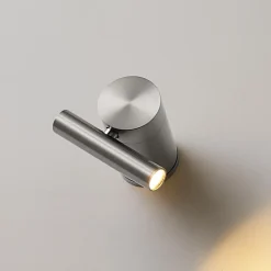 Applique liseuse orientable et dimmable design chromé - Isévia