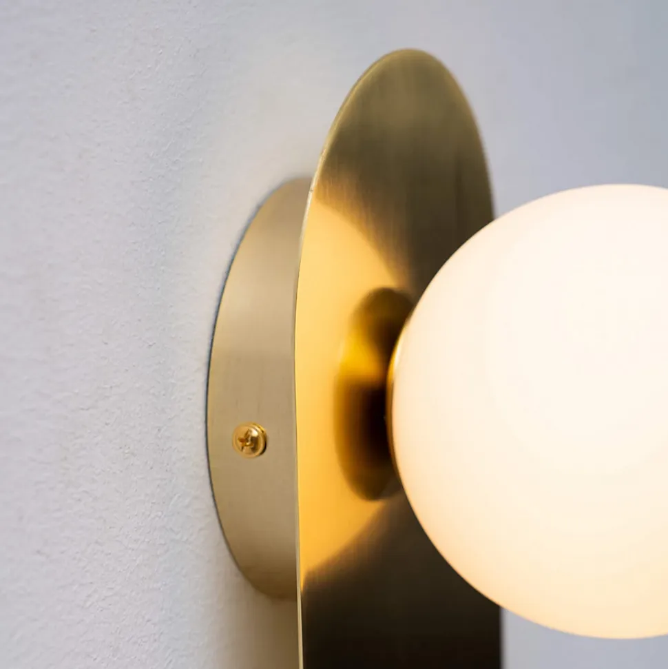 Applique minimaliste dorée satin et verre blanc - Mattina