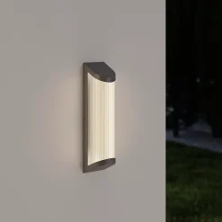 Applique murale Bevel LED intégrée 520lm 8W IP44 GoodHome gris anthracite