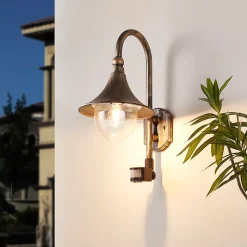 Applique murale d'extérieur or antique IP44 avec détecteur de mouvement - Daphne