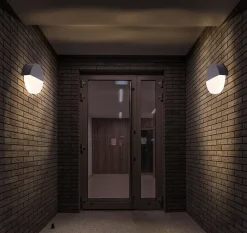 Applique murale d'extérieur LED 'SOBRIO' , en métal et plastique anthracite, avec LED intégrée