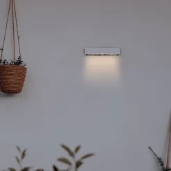Applique murale d'extérieur blanche avec lumière dimmable et capteur solaire - Kayo