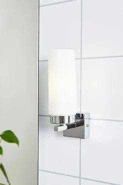 Applique murale E14 IP44 chromée verre opale - Markslöjd - Stella
