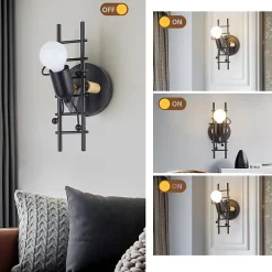 Applique murale Grimpeur avec Fourmi en métal noir et bois douille E27 idéale pour chambre denfant.