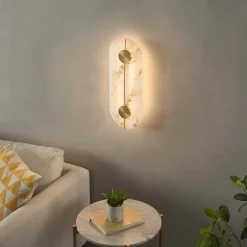 Applique murale ovale dorée LED avec abat-jour en albâtre - Calizia