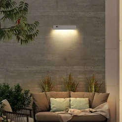 Applique Murale Solaire LED Rectangulaire Détecteur de Mouvement Éclairage Extérieur Autonome