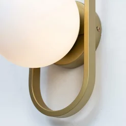 Applique murale vintage dorée à verre blanc - Belisto