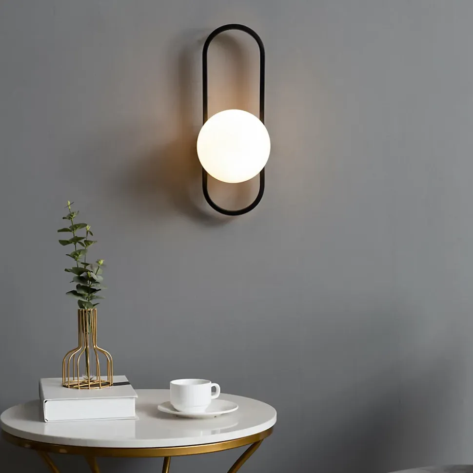 Applique murale vintage noire et verre blanc - Belisto