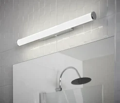 Applique murale Yucata LED intégrée 600lm 6.5W IP44 Ø4,1cm blanc neutre GoodHome argent