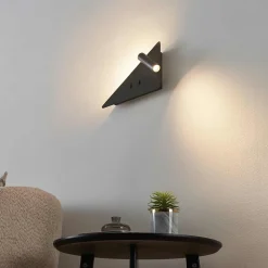 Applique noire triangle LED avec liseuse et angle droit à droite - Elaris Type A