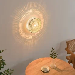 Applique ou plafonnier moderne en rotin jolis reflets décoratifs - Serelina