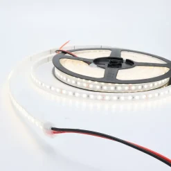 Bande LED 24V DC 10Wm Monochrome Blanc Neutre SMD2835 120 pucesm IP65 110lmW Coupure tous les 5cm 5 mètres Largeur 8mm