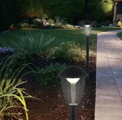 Borne d'éclairage extérieur LED 'Clint' , en métal et plastique noir, avec LED intégrée, luminaires d'allée