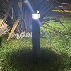 Borne extérieur solaire Orion Lumihome IP44 70/150lm l.7,6 x H.50 x P.9,8 cm