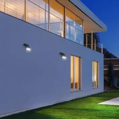 Éclairage Solaire LED 10W avec Détecteur Projecteur Extérieur Intelligent et Autonome