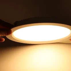 Downlight LED circulaire encastrable 25W découpe 190mm 115 lmW IP20 CCT sélectionnable 3000K4000K6000K