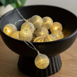 Guirlande LED à pile - 16 boules - vert céladon - L255 cm - Atmosphera