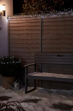 Guirlande lumineuse LED intérieure et extérieure blanc froid câble vert 8 fonctions 37,5 m