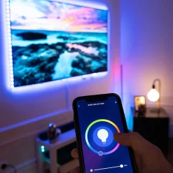 KOZii - Ruban LED connecté KOZii, avec synchronisation sonore, blancs et couleurs, 3m - KLSBK3RVBM