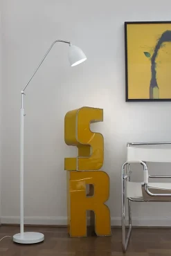 Lampadaire E27 40W blanc avec tête orientable - Markslöjd - Fredrikshamn