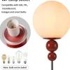 Lampadaire Multiboule en Métal Rouge Bordeaux avec Sphère Blanche Opale Design Moderne, Douille E27