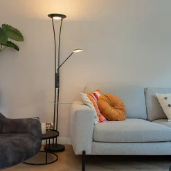 Lampadaire noir avec bras de lecture avec LED et port USB - Sevilla