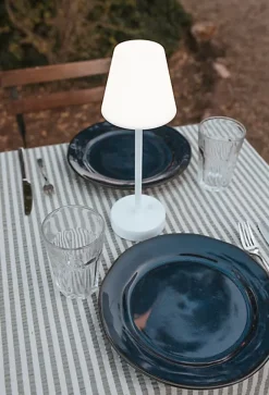 Lampe à poser LED Lola slim blanc H.30cm IP44 160lm Newgarden