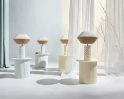 Lampe à poser Twist Maison Paloma – avec pied céramique jaune pâle et abat-jour tissé