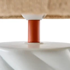 Lampe à poser Twist Maison Paloma – avec pied céramique vert pâle et abat-jour tissé