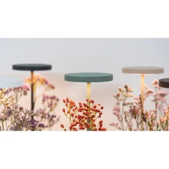 Lampe de table LED Poldina Reverso Sabbia, rechargeable et dimmable avec une autonomie allant jusqu'à 12 heures. IP65 extérieur