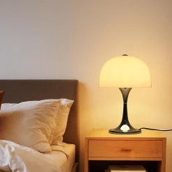 Lampe de table moderne MEDUSA avec 3 lumières, abatjour et base chromée, idéale pour chambre, salon et bureau G93