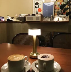 Lampe de Table Sans Fil, Lampe LED tactile rechargeable, Luminosité à 3 Niveaux pour Table Basses/Restaurants/Chambre