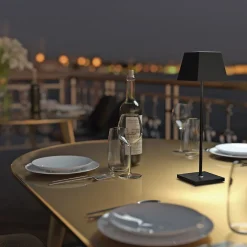 Lampe rechargeable carré en métal noir H:37cm