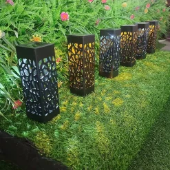 Lanterne carrée à piquer d'extérieur solaire LED integrée Macapa noir 0.12W