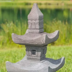 Lanterne japonaise en pierre de lave 70cm