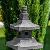 Lanterne japonaise pagode en pierre de lave de 80 cm