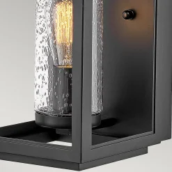 Lanterne murale moyenne Atwater 1 lumière